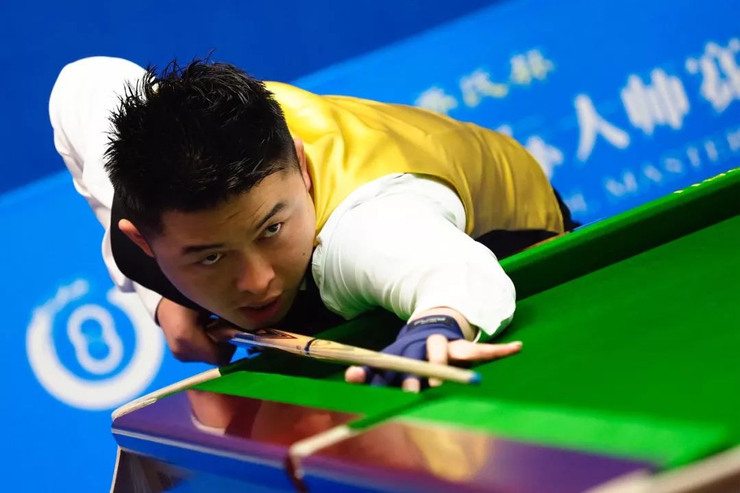 持阵容的新 持阵容的新