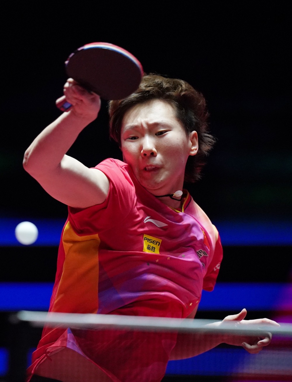 承担更多功 承担更多功