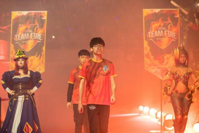 元素女皇 元素女皇