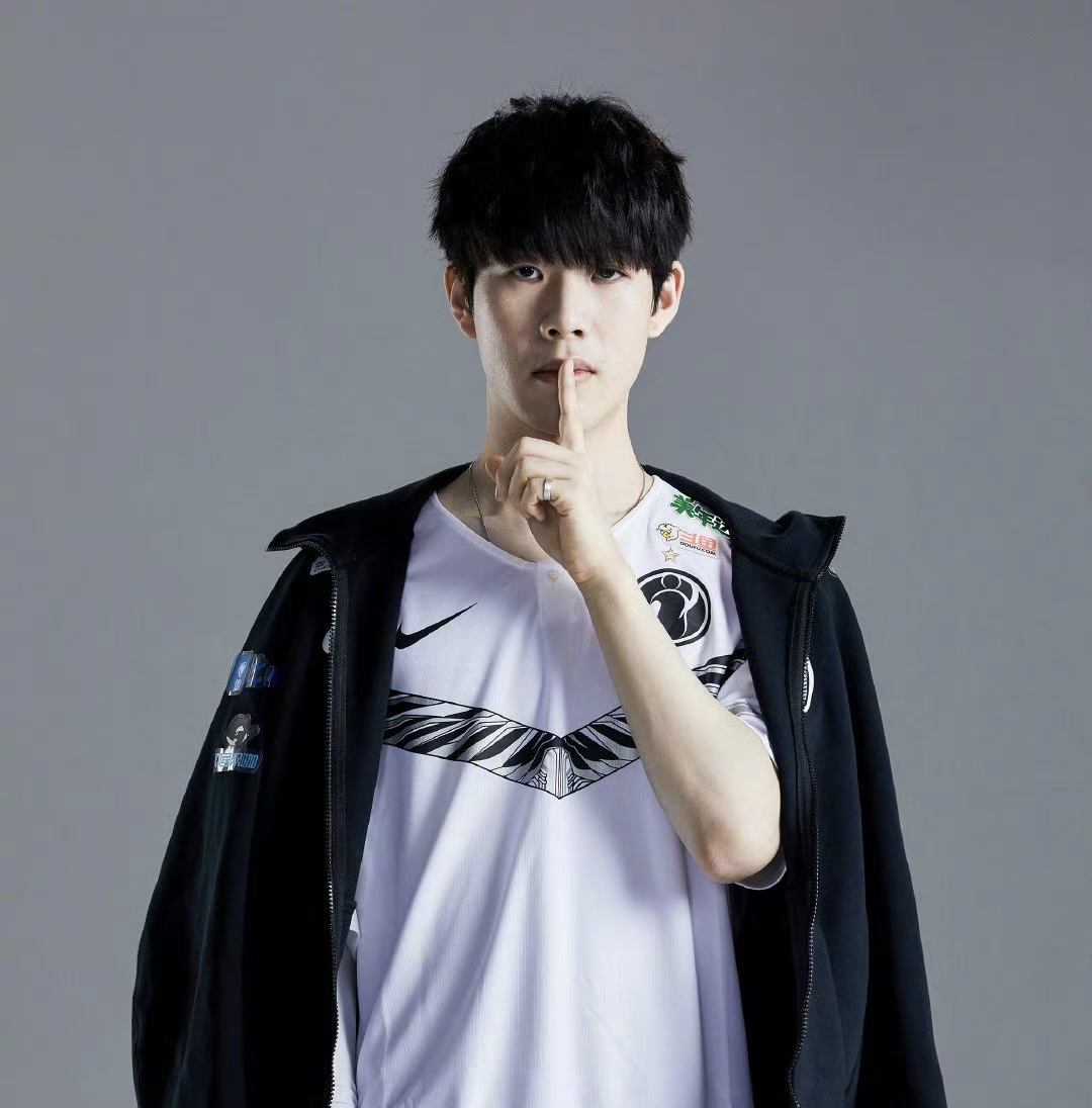 仅是她个人 仅是她个人