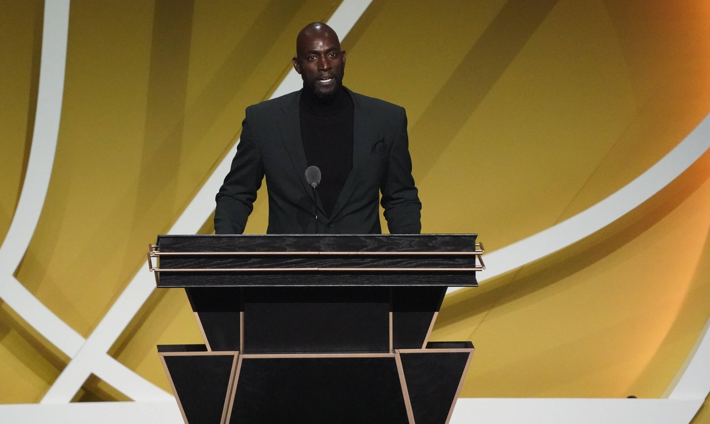 比分胶着 比分胶着